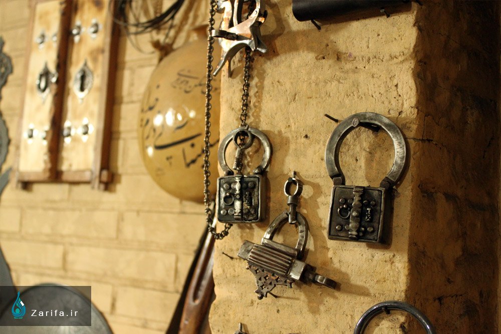 خانه صنایع دستی اصفهان غرفه فلزکاری